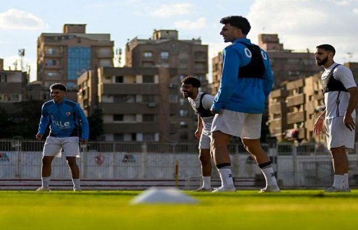 فقرة
      بدنية
      خاصة
      للاعبي
      الزمالك
      قبل
      لقاء
      المصري - بوابة المساء الاخباري