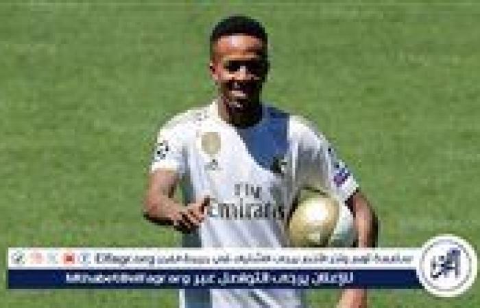 ريال
      مدريد
      يعلن
      نجاح
      العملية
      الجراحية
      لميليتاو