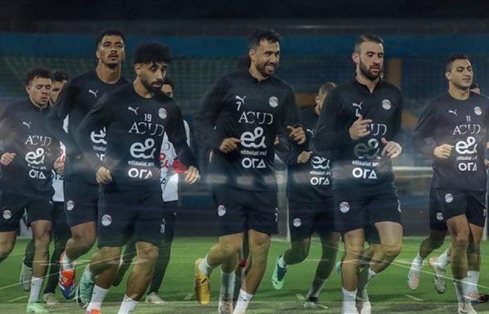 نجم
      الزمالك
      السابق
      يشيد
      بحسام
      حسن:
      صنع
      توليفة
      جيدة
      من
      الخبرة
      والشباب .. بوابة المساء الاخباري