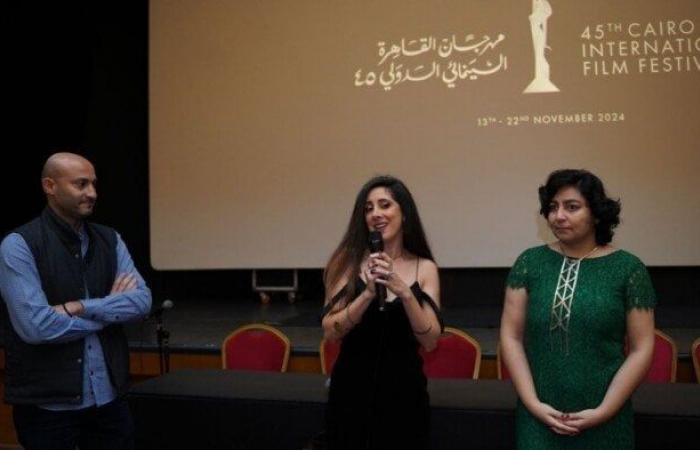 فيلم
      «متل
      قصص
      الحب»
      يرفع
      شعار
      كامل
      العدد
      بمهرجان
      القاهرة
      السينمائي - بوابة المساء الاخباري