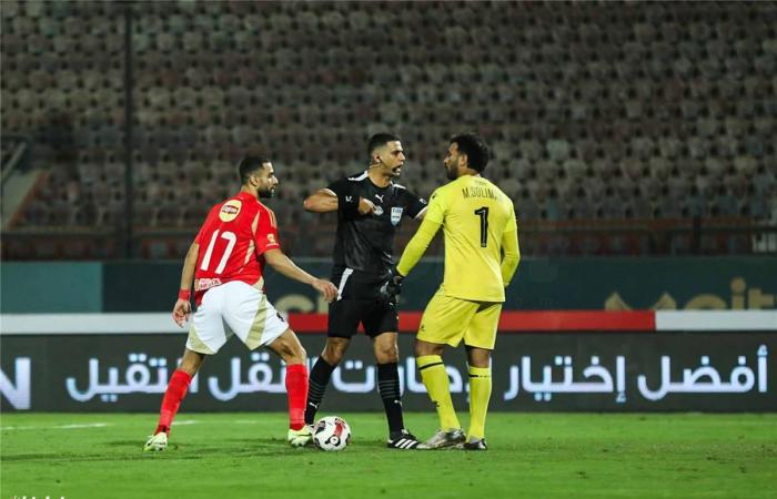 المهدي
      سليمان
      عن
      غضب
      جماهير
      الأهلي
      منه:
      ما
      أفعله
      جزء
      من
      خطة
      الاتحاد