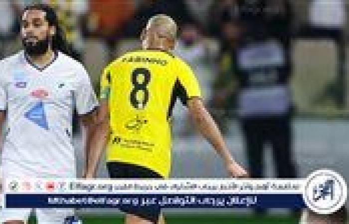 الاتحاد
      يخطف
      صدارة
      الدوري
      السعودي
      من
      الهلال
      بفوزه
      على
      الفتح