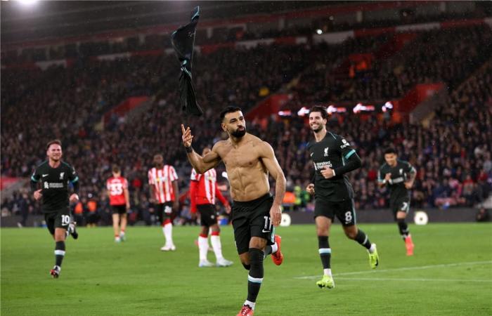 فيديو
      |
      محمد
      صلاح
      يسجل
      هدف
      ليفربول
      الثالث
      أمام
      ساوثهامبتون..
      وبطاقة
      صفراء