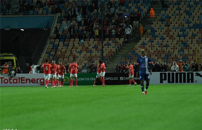 ترتيب
      مجموعة
      الأهلي
      في
      دوري
      أبطال
      إفريقيا
      بعد
      الفوز
      على
      استاد
      أبيدجان