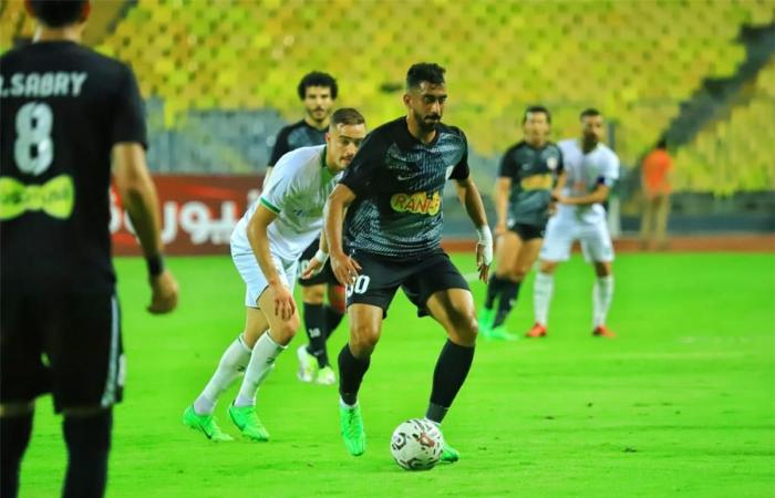 فيديو
      |
      فاركو
      يفوز
      على
      بتروجيت
      بثنائية
      في
      الدوري
      المصري