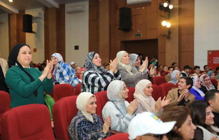 “حنان
      في
      بحر
      المرجان”..
      وزارة
      التضامن
      وصناع
      الحياة
      يحتفلا
      بالتنوع
      المجتمعي