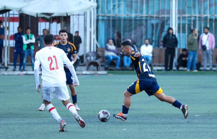 شباب
      الأهلي
      يهزم
      الزمالك
      في
      عقر
      داره
      بدوري
      الجمهورية المساء الاخباري ..