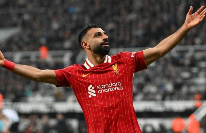 محمد
      صلاح
      يتلقى
      عرضًا
      يغير
      حياته
      للرحيل..
      وليفربول
      لا
      يستطيع
      مجاراة
      الراتب
      الجديد