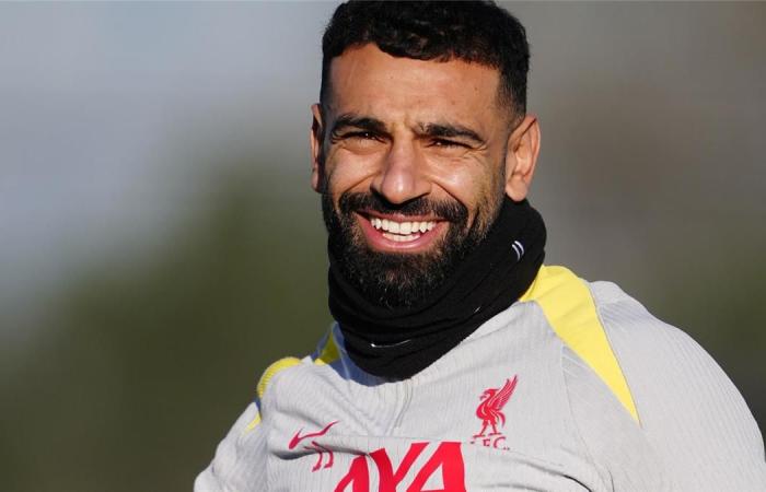 انفراجة
      في
      ملف
      مستقبل
      محمد
      صلاح
      مع
      ليفربول..
      والدوري
      السعودي
      يخوض
      لعبة