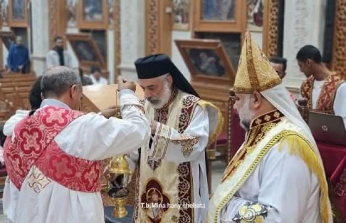 الأنبا باسيليوس يترأس القداس الإلهي بكنيسة السيدة العذراء بجاهين .. صور .. بوابة المساء الاخباري