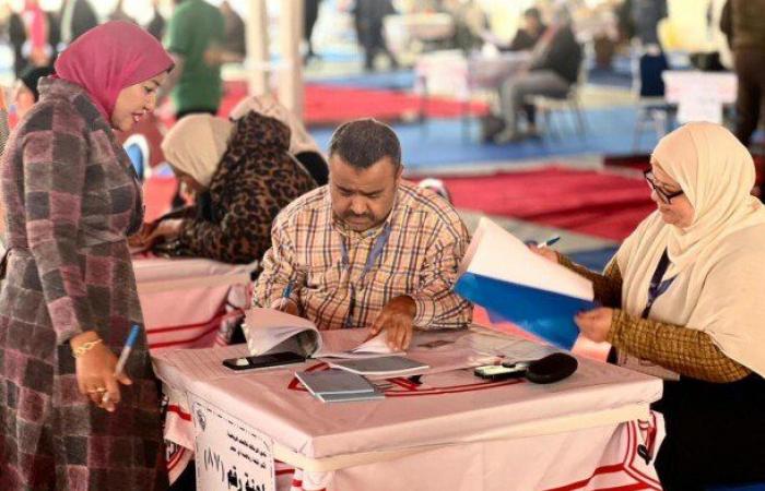 بدء
      التسجيل
      في
      الجمعية
      العمومية
      العادية
      لنادي
      الزمالك - بوابة المساء الاخباري