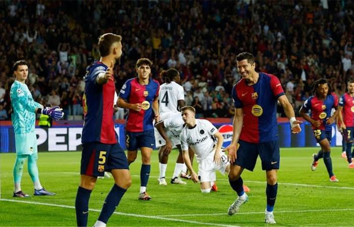 تشكيل
      برشلونة
      أمام
      بوروسيا
      دورتموند
      في
      دوري
      أبطال
      أوروبا..
      ليفاندوفسكي
      يقود
      الهجوم