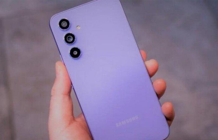 هاتف
      Samsung
      Galaxy
      A55
      5G..
      السعر
      والمواصفات - بوابة المساء الاخباري