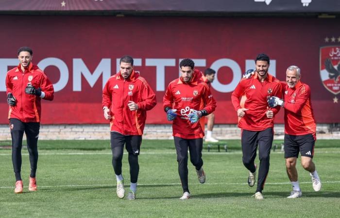 دوري
      أبطال
      أفريقيا..
      تقسمية
      قوية
      في
      تدريبات
      الأهلي
      استعدادا
      لمواجهة
      شباب
      بلوزداد . المساء الاخباري