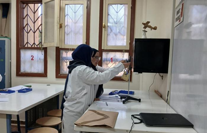 «STEM
      قنا»..
      مدرسة
      تجمع
      بين
      التميز
      العلمي
      والتنمية
      النفسية
      «صور» . المساء الاخباري