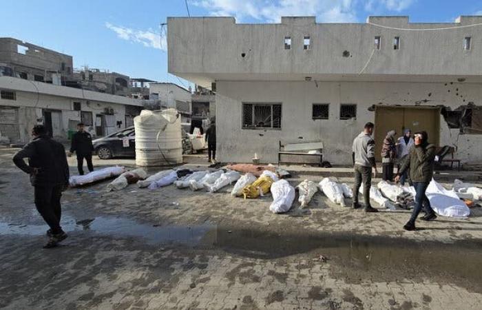 نريد
      الرحمة
      فقط
      ..
      كواليس
      ماحدث
      في
      مستشفى
      كمال
      عدوان
      في
      غزة المساء الاخباري ..