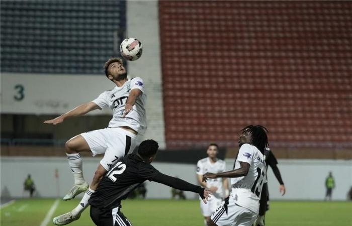 فيديو
      |
      شادي
      حسين
      يقتنص
      لـ
      زد
      فوزًا
      ثمينًا
      على
      فاركو
      في
      الدوري
      المصري