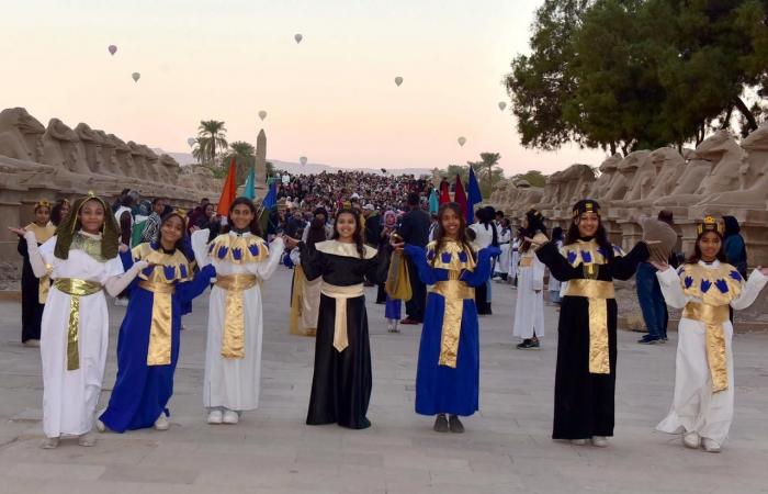 ظاهرة منذ آلاف السنين.. أعداد كبيرة تشهد تعامد الشمس على معبد الكرنك .. بوابة المساء الاخباري