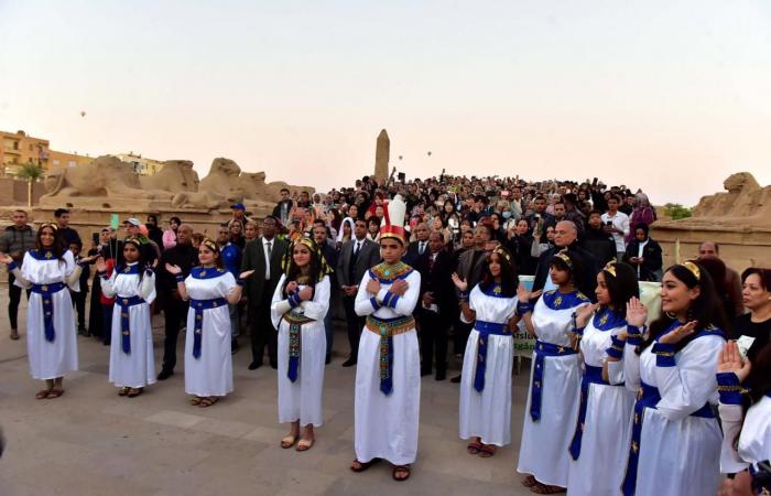 ظاهرة منذ آلاف السنين.. أعداد كبيرة تشهد تعامد الشمس على معبد الكرنك .. بوابة المساء الاخباري