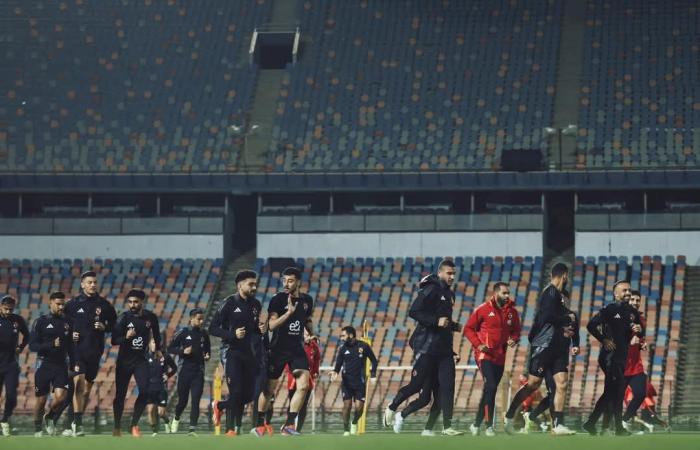 دوري
      أبطال
      أفريقيا..
      كواليس
      المران
      الأخير
      للأهلي
      قبل
      مواجهة
      شباب
      بلوزداد . المساء الاخباري