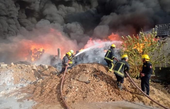 ارتفاع عدد المصابين في حريق مصنع الفوم بالعاشر من رمضان لـ16 حالة .. بوابة المساء الاخباري