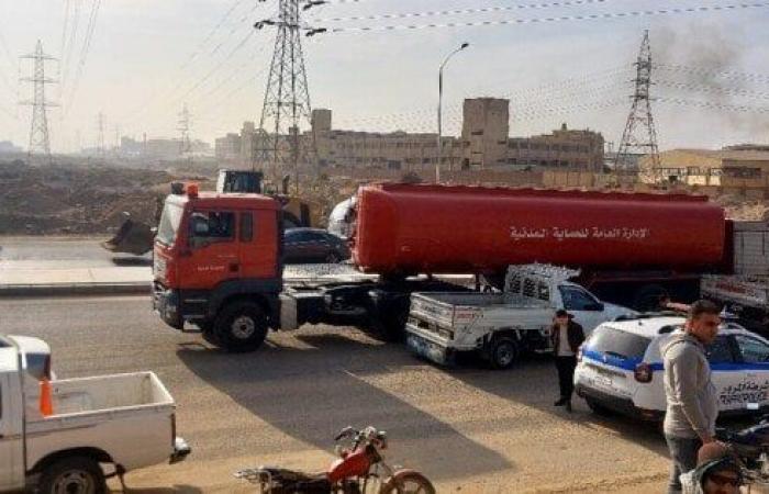 حريق
      مصنع
      العاشر..
      ارتفاع
      أعداد
      المصابين
      والدفاع
      المدني
      يلاحق
      النيران - بوابة المساء الاخباري