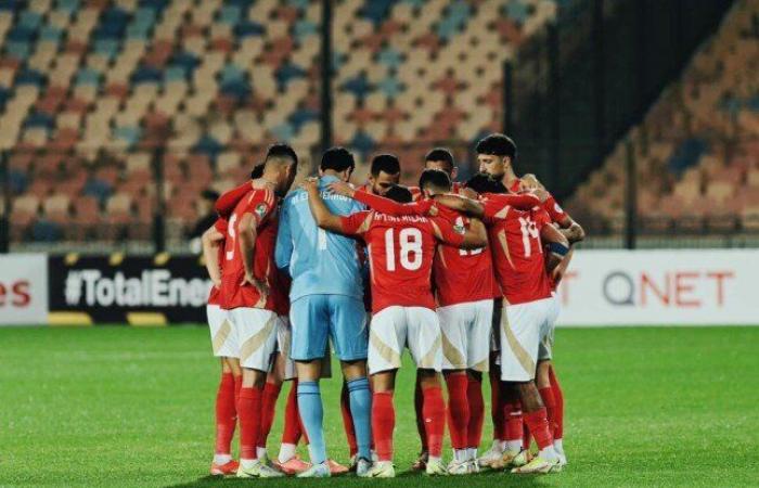 القباني:
      لا
      يجوز
      الرد
      مطلقًا
      على
      الجماهير..
      وموقف
      لاعبي
      الأهلي
      «كارثي» - بوابة المساء الاخباري