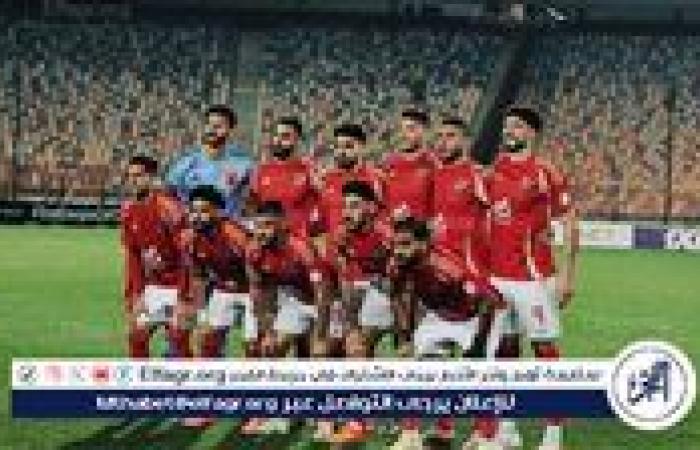 لاعب
      الزمالك
      السابق
      ينتقد
      تصرف
      لاعبي
      الأهلي
      مع
      الجمهور