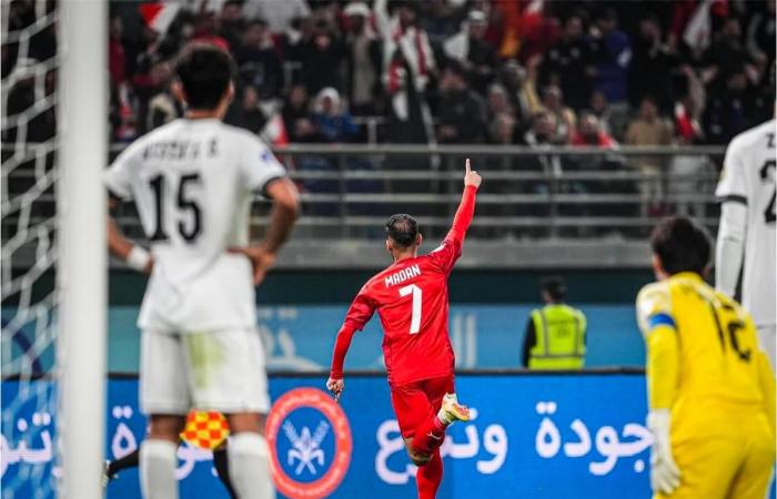 فيديو
      |
      البحرين
      يفوز
      على
      العراق
      بثنائية
      ويتأهل
      إلى
      نصف
      نهائي
      كأس
      الخليج
      2024
      خليجي
      26