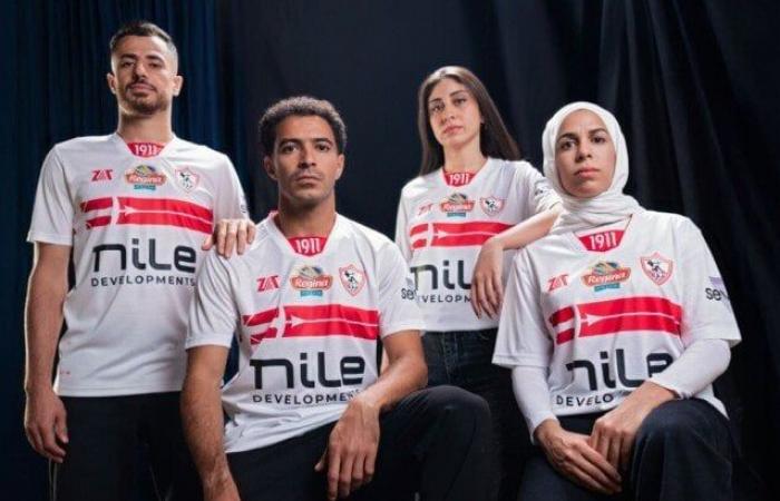 القوس
      والسهم
      يزينان
      قميص
      الزمالك
      الجديد
      «صور» - بوابة المساء الاخباري