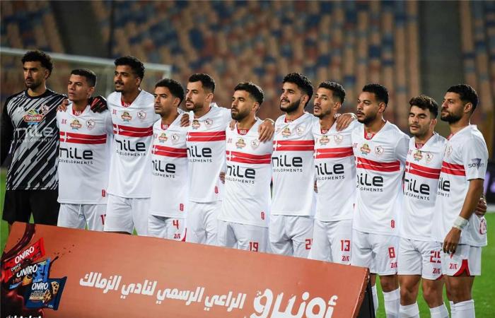 رجل
      مباراة
      الزمالك
      والاتحاد
      السكندري
      في
      الدوري
      المصري