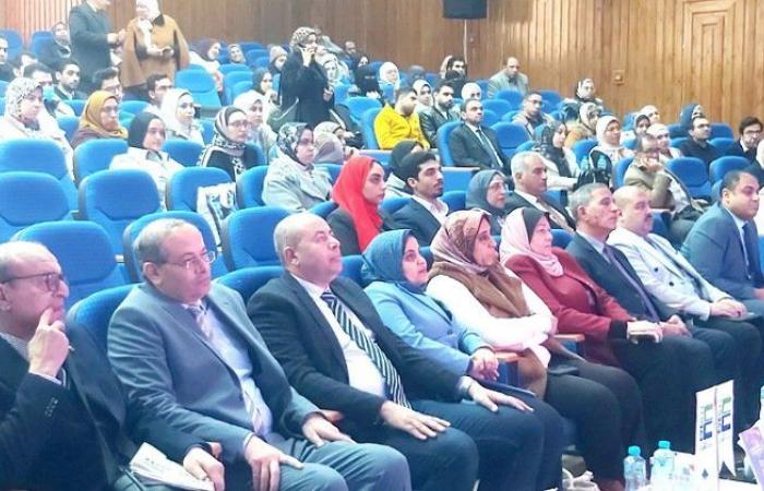 المؤتمر
      السنوي
      الثالث
      لكلية
      الطب
      بجامعة
      كفر
      الشيخ..
      آفاق
      جديدة
      وتحديات
      مستمرة - بوابة المساء الاخباري