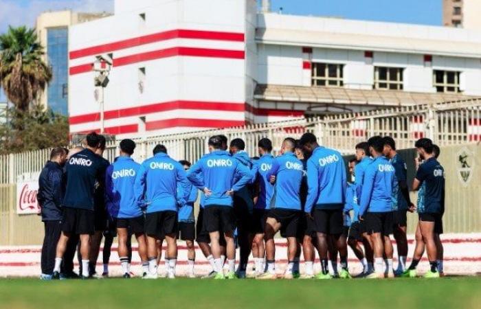 الزمالك
      يستأنف
      تدريباته
      استعدادا
      لمواجهة
      المصري
      بالكونفدرالية - بوابة المساء الاخباري