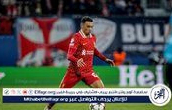 عاجل..
      ليفربول
      يرد
      على
      عرض
      ريال
      مدريد
      الأول
      لضم
      ارنولد