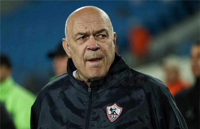 جروس:
      لا
      بديل
      عن
      الفوز
      في
      مباراة
      المصري..
      وأثق
      بلاعبي
      الزمالك
      للتأهل
      بـ
      الكونفدرالية