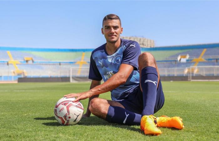 يوسف
      أسامة
      نبيه
      يرد
      على
      أنباء
      تواصل
      الزمالك
      لعودته
      ويروي
      كواليس
      انضمامه
      للاتحاد