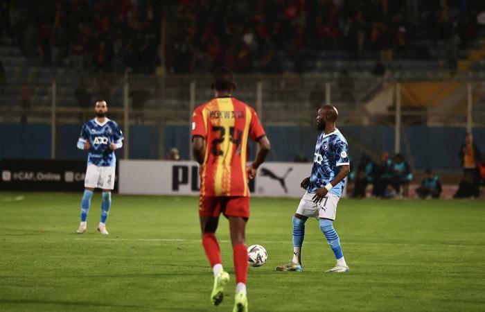 دوري
      أبطال
      أفريقيا..
      بيراميدز
      يقلب
      الطاولة
      على
      الترجي
      بثنائية
      في
      الوقت
      بدل
      الضائع المساء الاخباري ..