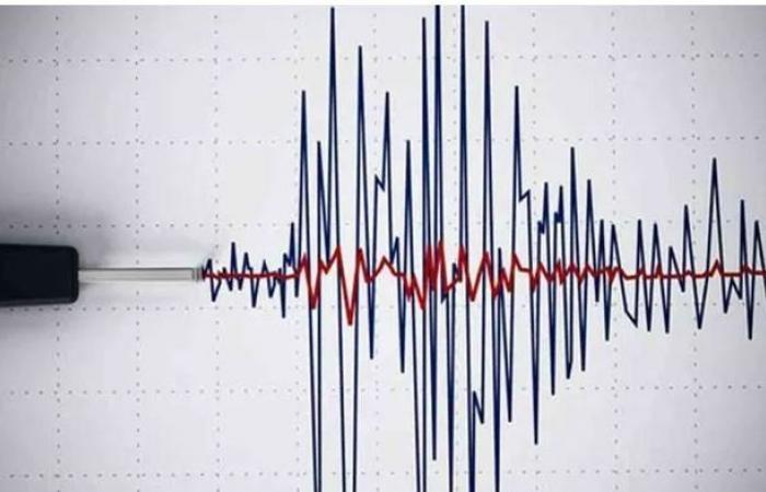 بقوة
      6.9
      ريختر..
      زلزال
      يضرب
      مدينة
      شيجاتسي
      في
      التبت
      بالصين - بوابة المساء الاخباري