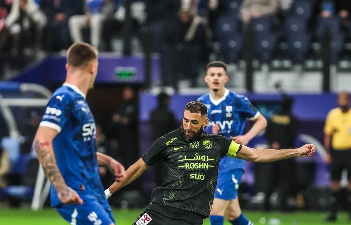 الاتحاد
      ينتزع
      التأهل
      لنصف
      نهائي
      كأس
      الملك
      بعد
      مواجهة
      مثيرة
      أمام
      الهلال . المساء الاخباري