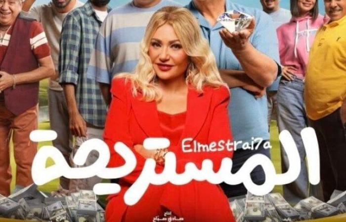 شريف
      عامر
      يستضيف
      صناع
      فيلم
      «المستريحة»
      في
      برنامجه
      «يحدث
      في
      مصر» - بوابة المساء الاخباري