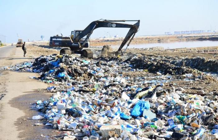 رئيس مدينة بورفؤاد يوجه بتكثيف الجهود وتطهير مصرف الملاحات .. بوابة المساء الاخباري