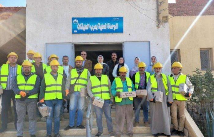 نائب
      محافظ
      القليوبية
      تشارك
      فى
      توزيع
      مهمات
      الوقاية
      الشخصية - بوابة المساء الاخباري