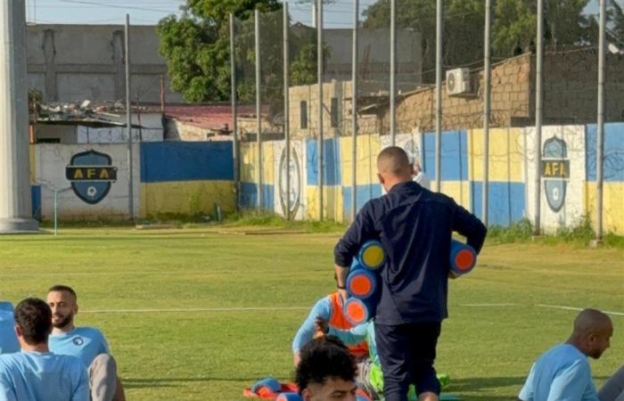 دوري
      أبطال
      إفريقيا..
      بيراميدز
      يخوض
      مرانه
      الأول
      في
      أنجولا
      استعدادا
      لمواجهة
      ساجرادا|
      صور . المساء الاخباري