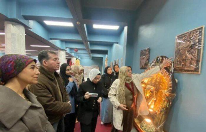 «ظهور
      أدوات
      الاكسسوار
      من
      خلال
      مناظر
      الفن
      المصري
      القديم»..
      ملتقى
      ثقافي
      بمتحف
      آثار
      طنطا - بوابة المساء الاخباري