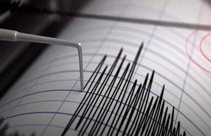 بقوة
      4.2
      درجات..
      زلزال
      يضرب
      السواحل
      الليبية - بوابة المساء الاخباري