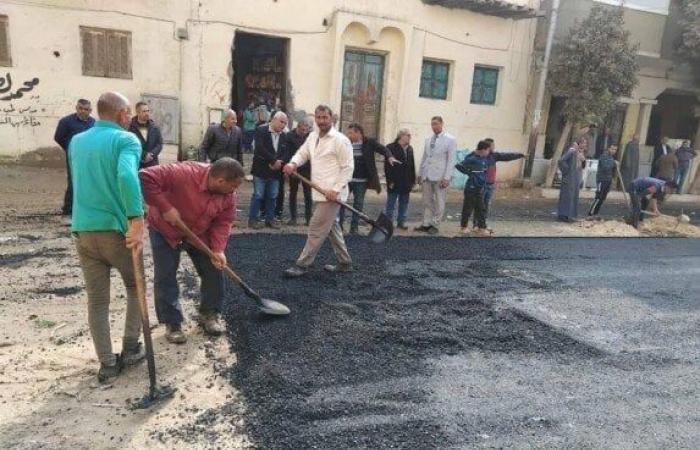 بملايين
      الجنيهات..
      محافظ
      المنيا
      يوجه
      بتنفيذ
      مشروعات
      طرق
      جديدة
      في
      عدة
      مراكز - بوابة المساء الاخباري