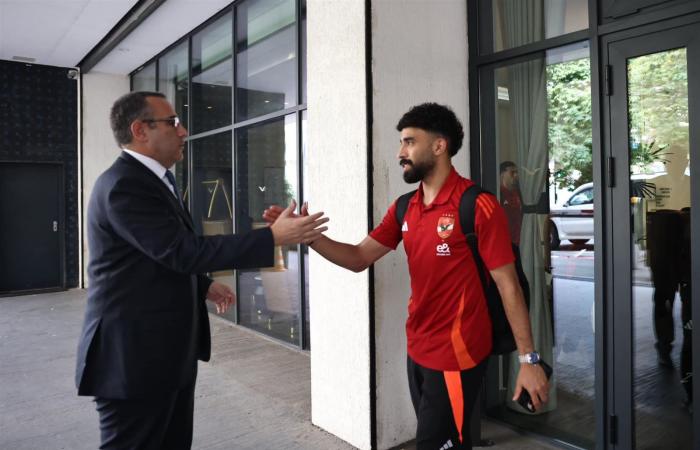 دوري
      أبطال
      أفريقيا..
      حافلة
      الأهلي
      تتوجه
      إلى
      ملعب
      مباراة
      استاد
      أبيدجان
      الإيفواري المساء الاخباري ..