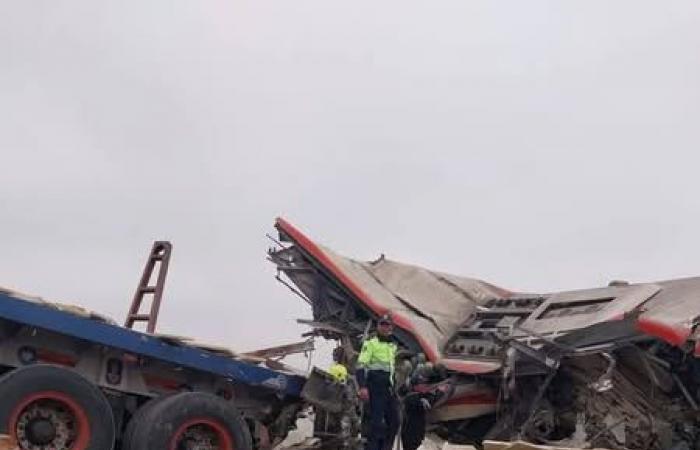 العربيات خردة.. اللقطات الأولى من حادث الدائري الأوسطي بحلوان .. بوابة المساء الاخباري