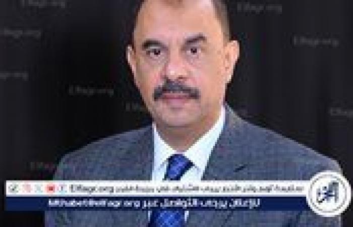 محافظ
      سوهاج
      يتابع
      جهود
      منظومة
      الشكاوى
      الموحدة
      بالمحافظة
      خلال
      2024