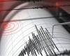 بقوة
      6.4
      درجات..
      زلزال
      يضرب
      بابوا
      غينيا
      الجديدة - بوابة المساء الاخباري